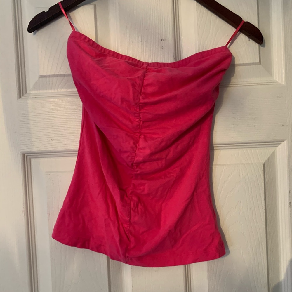 Sleeveless top - Picture 1 of 3